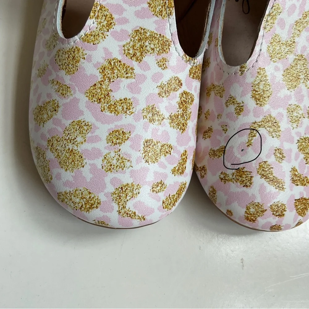 NWOT Monkey Feet Pink/Gold Shoes